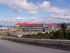 Escuela Oriente, Quellón